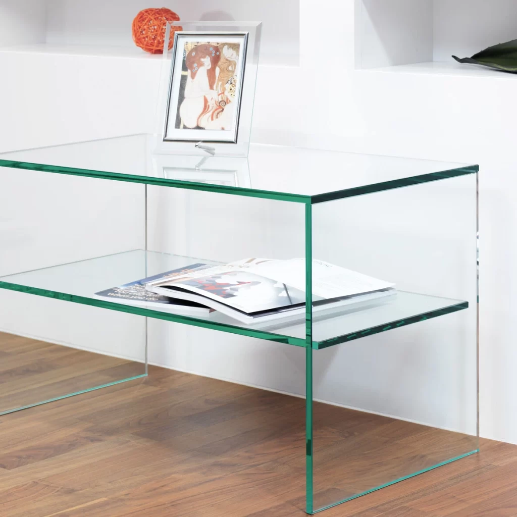 Fornecimento de vidros e espelhos para indústrias